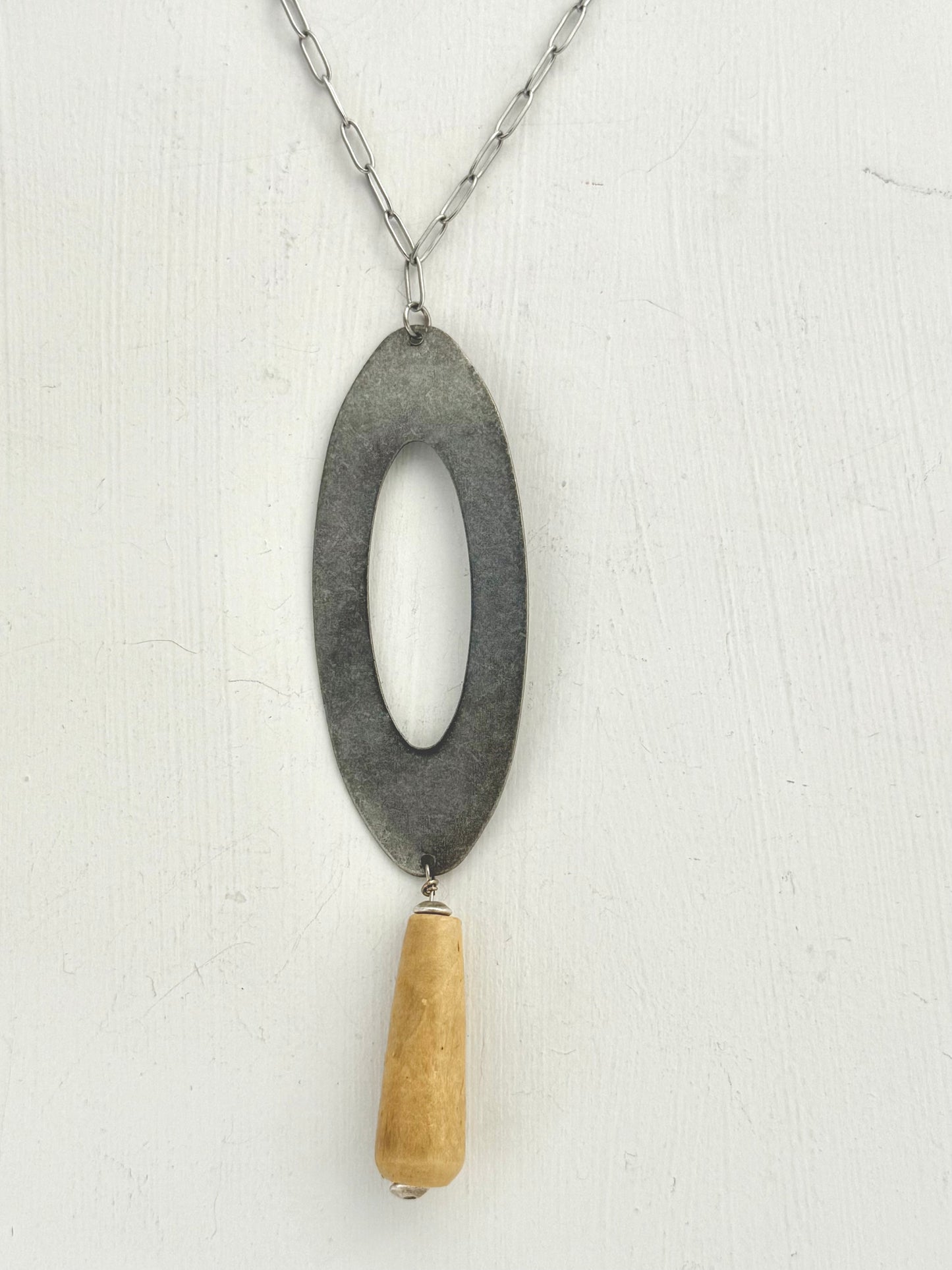Drift Oval Totem Necklace