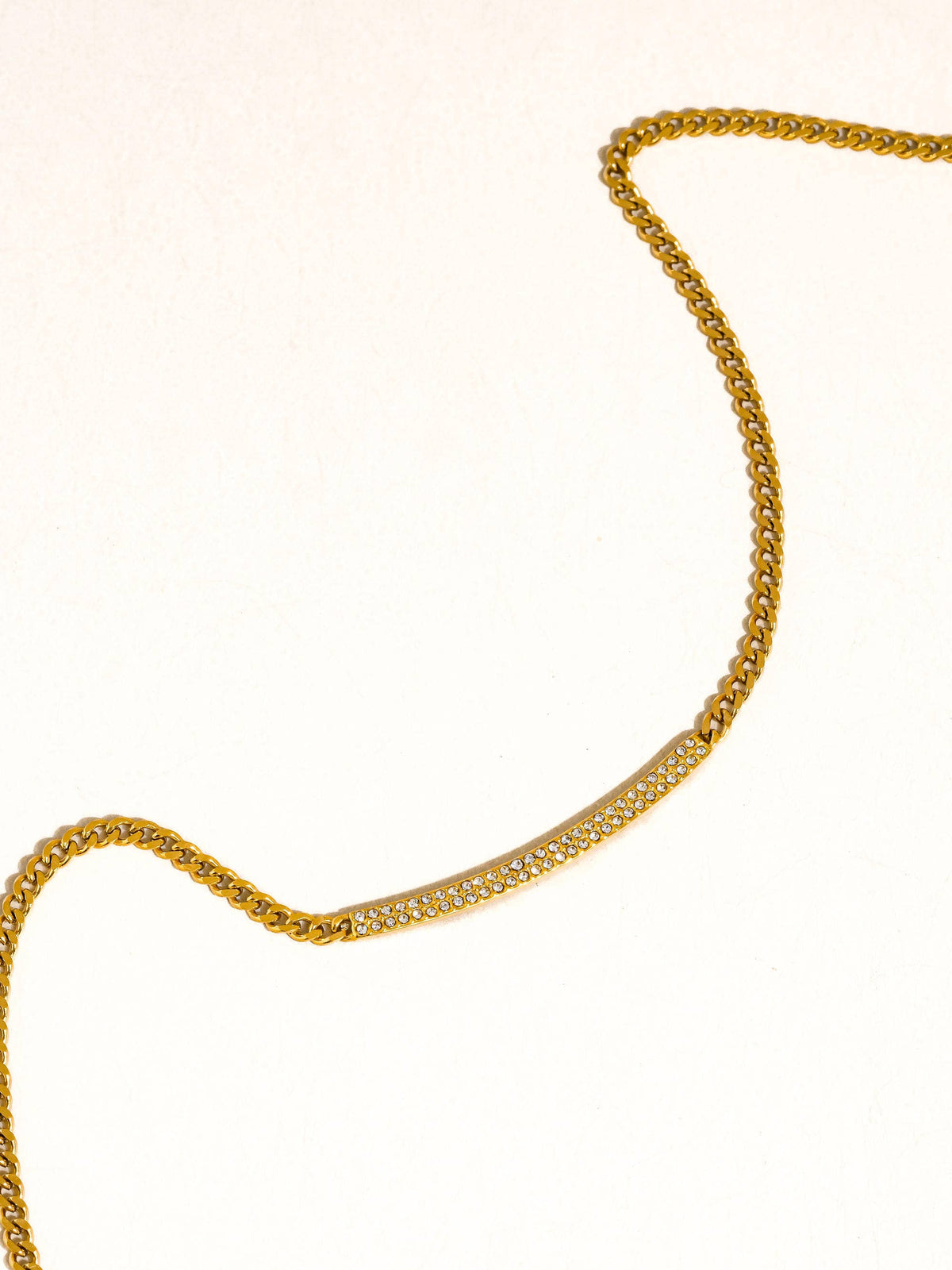 Pellerine 18K Gold Non-Tarnish CZ Bar Chain Necklace: Yellow Gold