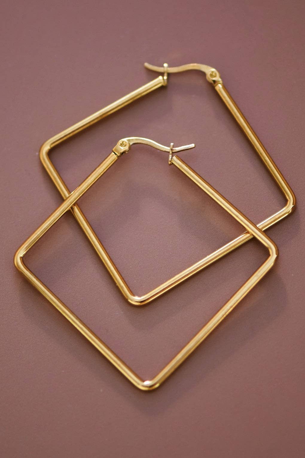 18K Gold Plated Waterproof Stainless Steel Hoop Earrings - 7153: S0OX3T7153 Gold