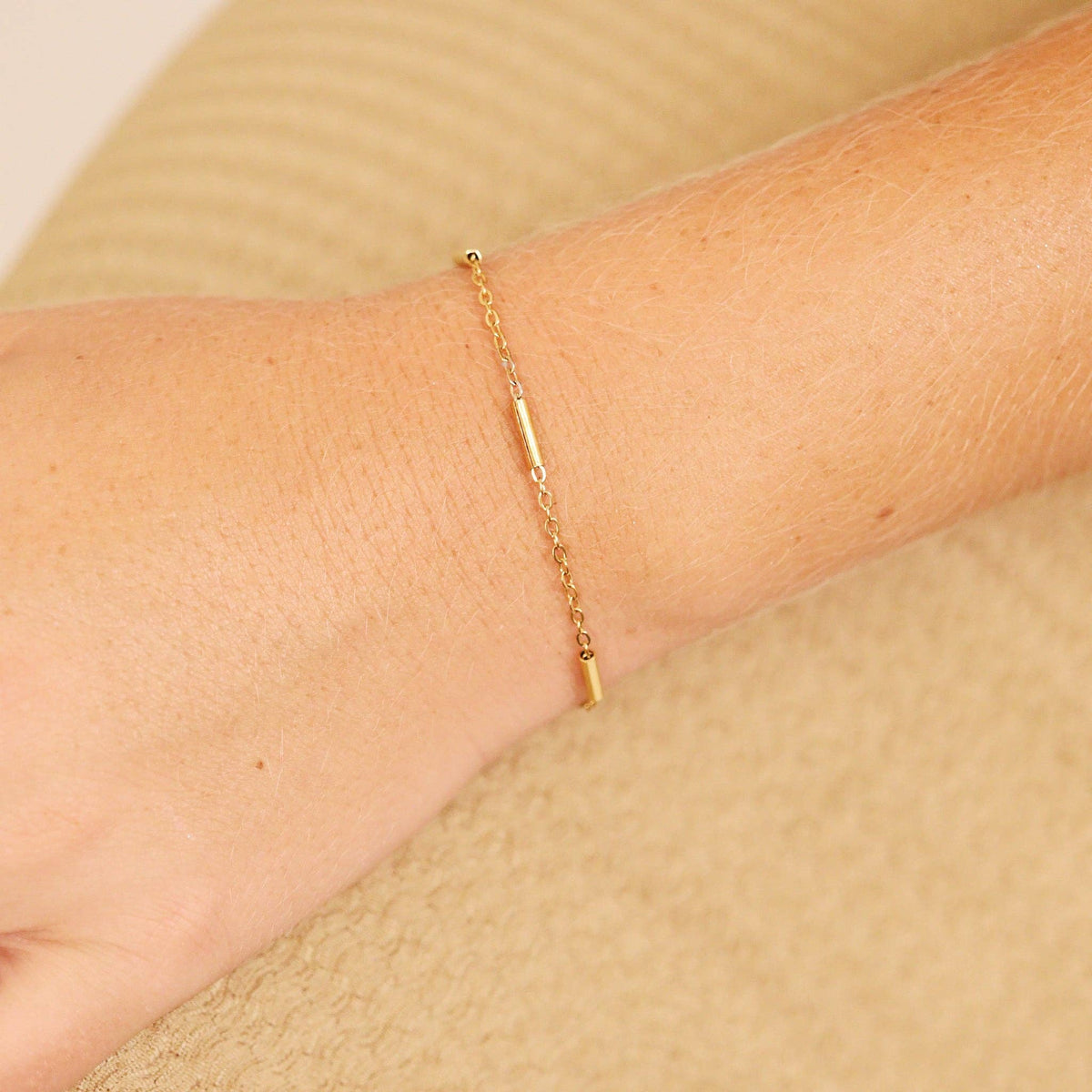 18K Gold PVD Stainless Steel Satellite Bar Chain Bracelet: Stainless