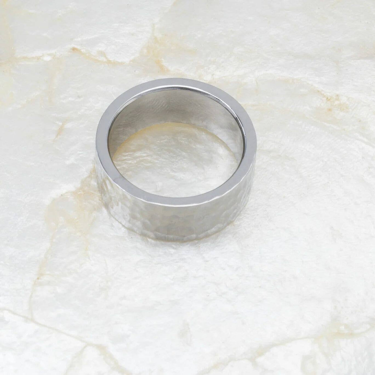 18K Gold PVD Stainless Steel Hammered Statement Ring: Stainless / 7