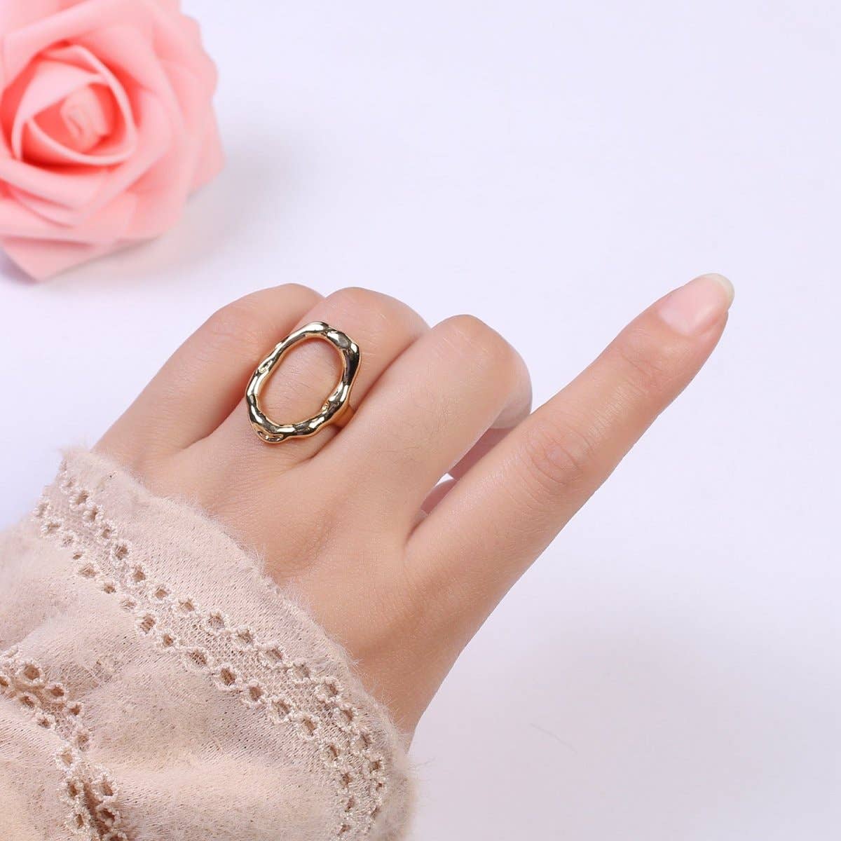 Simple Rustic Gold Oval Ring Hammered Chunky Geometric Jewelry Stackable Open Adjustbale Ring U-289