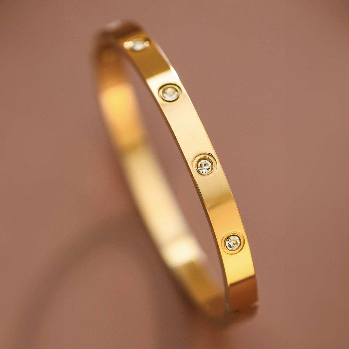 18K Gold Plated Waterproof Stainless Steel Bangle - 7036: S0OX3T7036 Gold