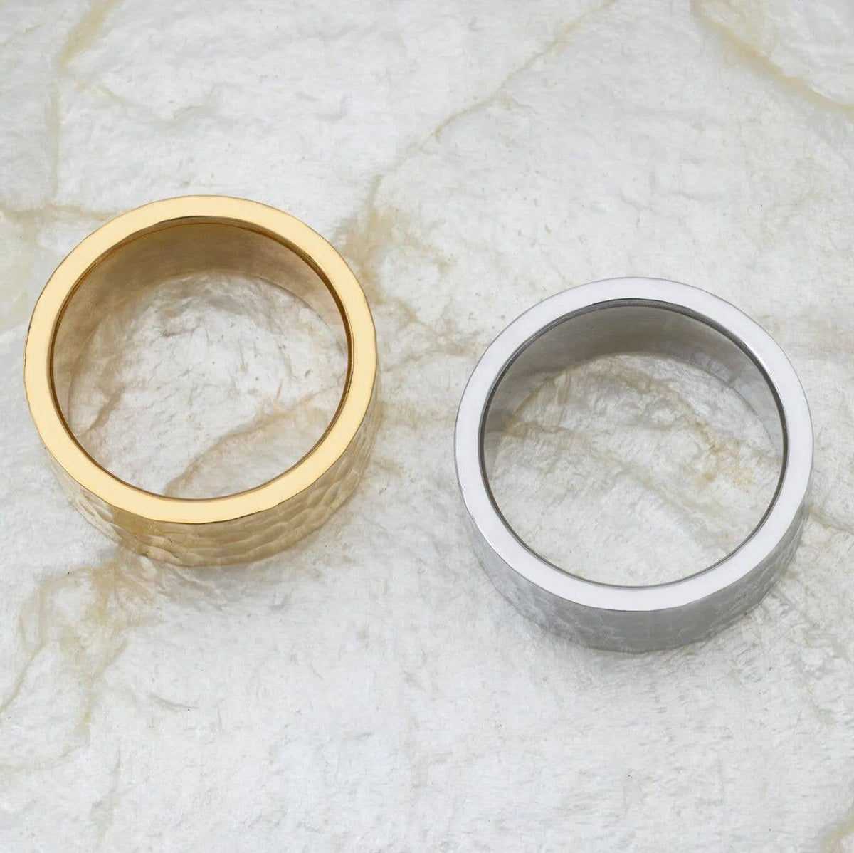 18K Gold PVD Stainless Steel Hammered Statement Ring: Gold / 7