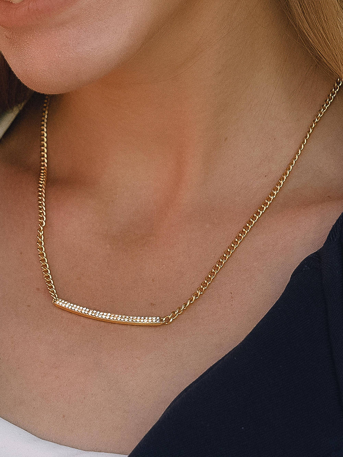 Pellerine 18K Gold Non-Tarnish CZ Bar Chain Necklace: Yellow Gold