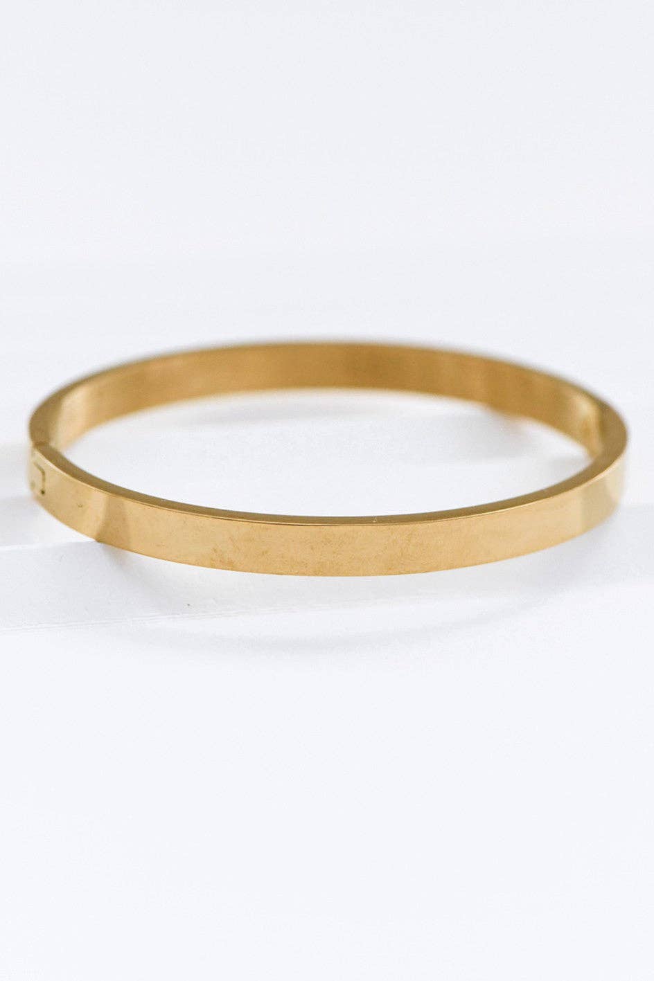 18K Gold Plated Waterproof Stainless Steel Bangle - 7085: S0OX3T7085 Gold