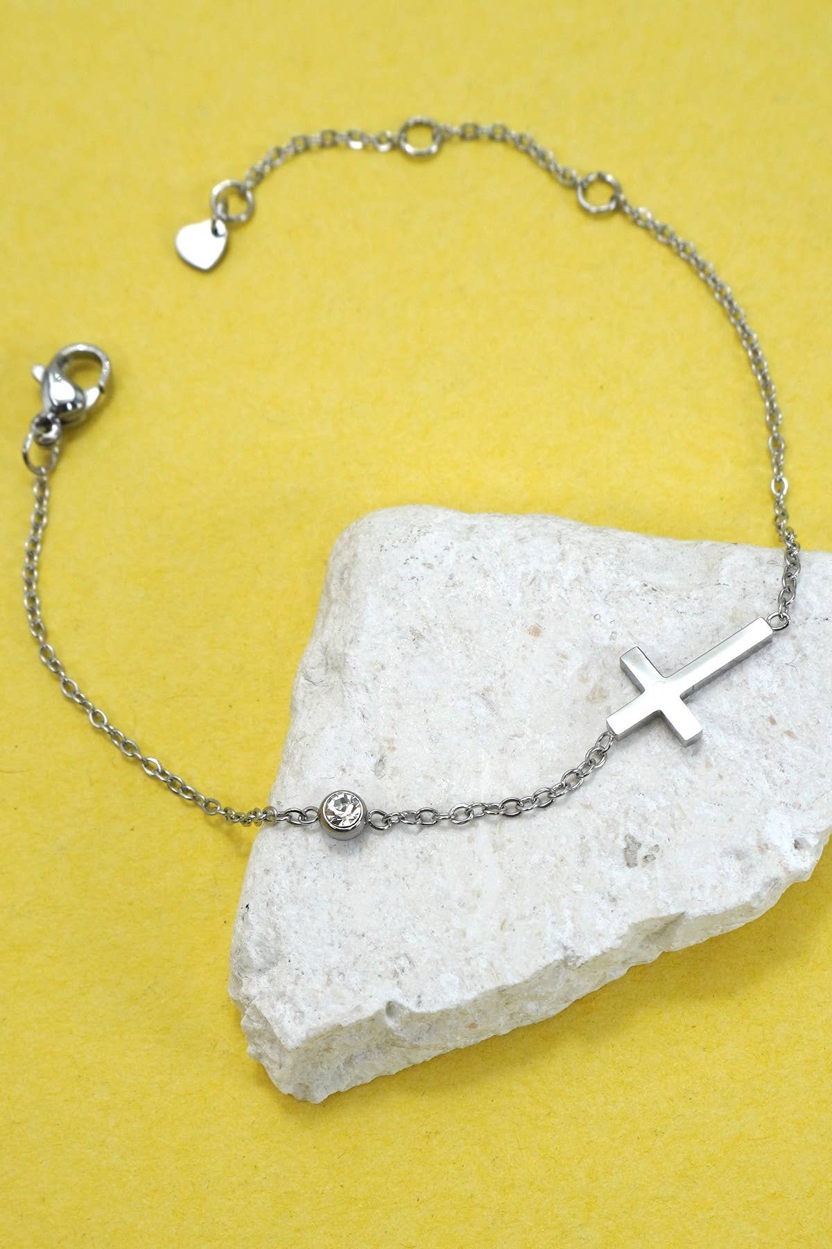 18K STAINLESS STEEL TARNISH FREE CROSS BRACELET | 40B5149: Silver