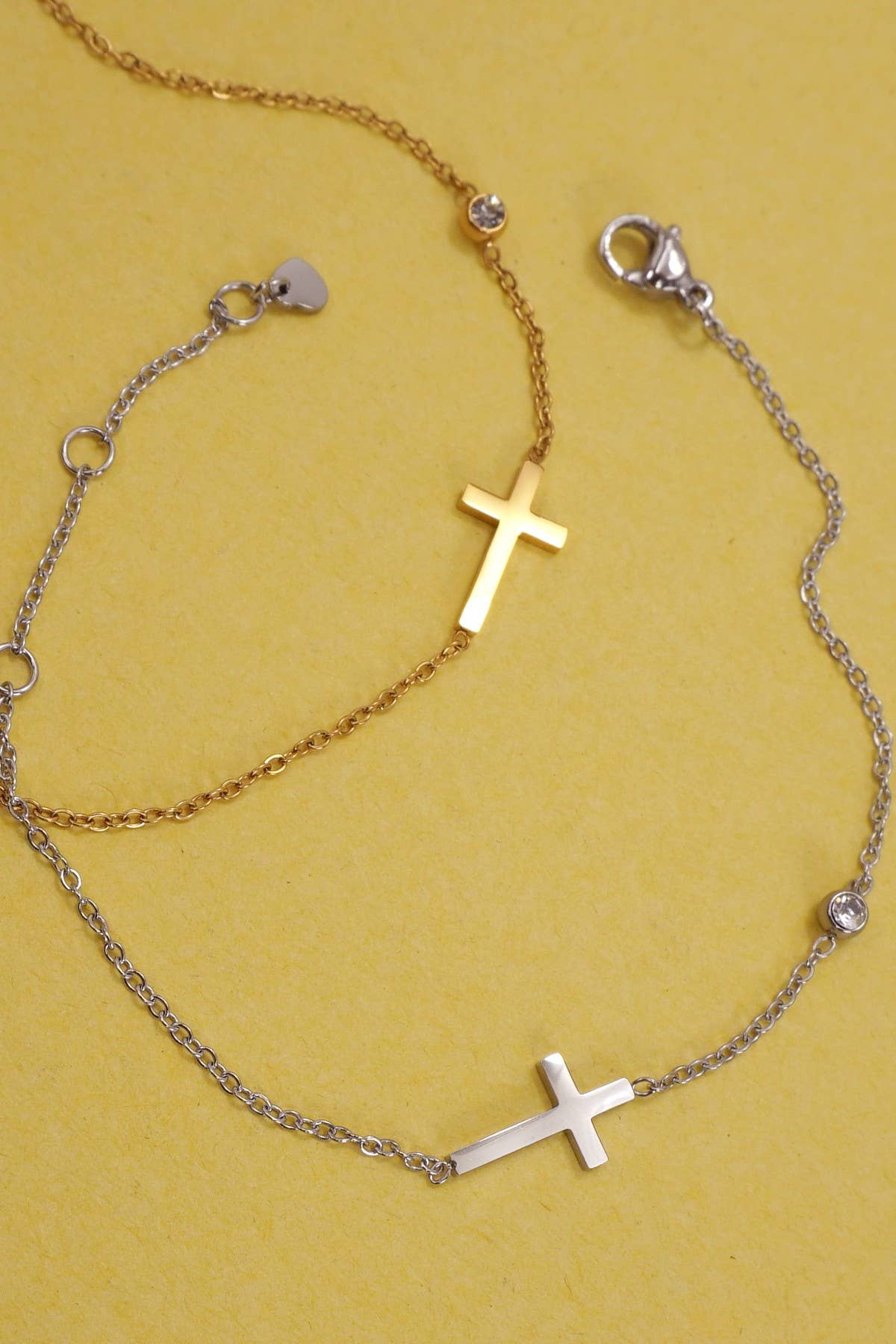 18K STAINLESS STEEL TARNISH FREE CROSS BRACELET | 40B5149: Silver