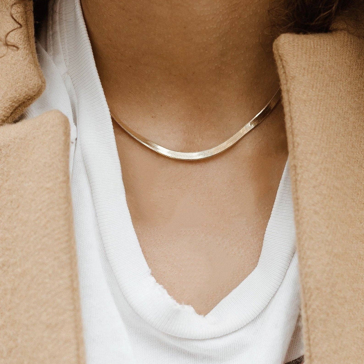 18K Gold PVD Plated Waterproof Stainless Steel Chain Necklace - 6781: S0OX3T6781 Herringbone