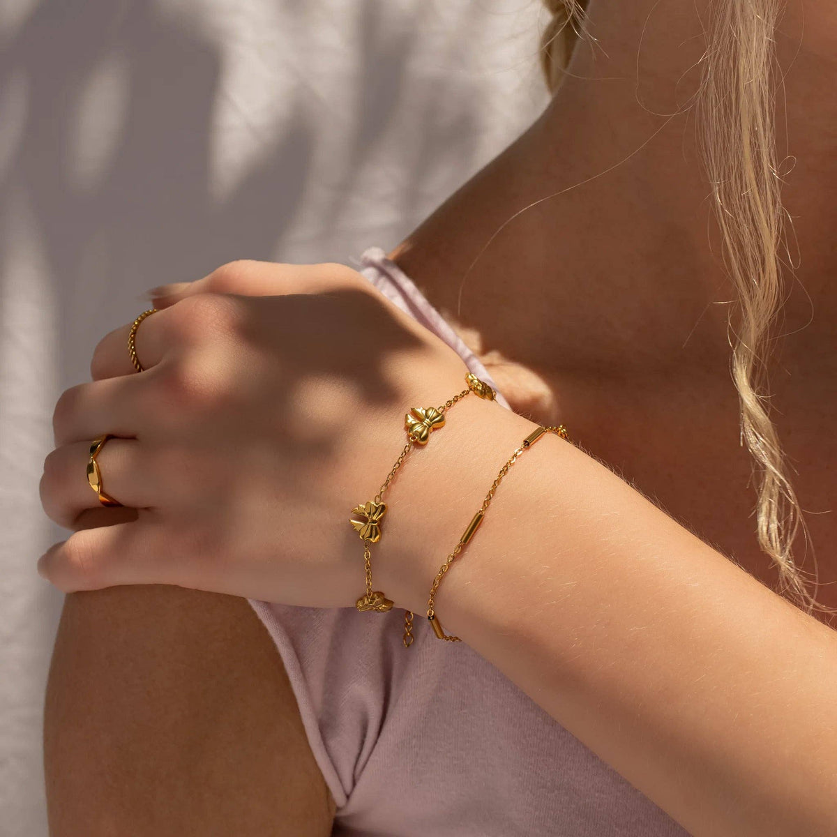 18K Gold PVD Stainless Steel Satellite Bar Chain Bracelet: Stainless