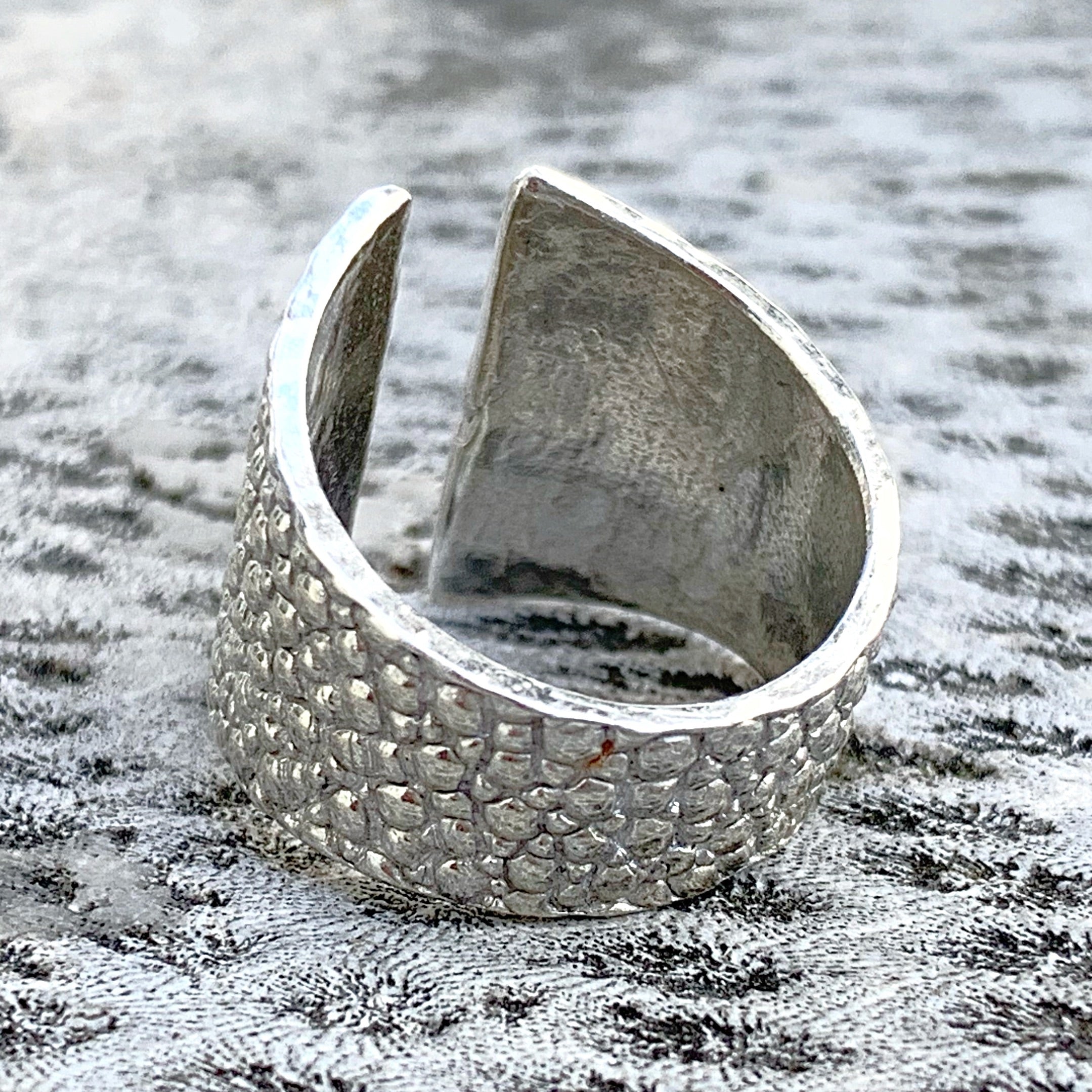 Stingray Ring